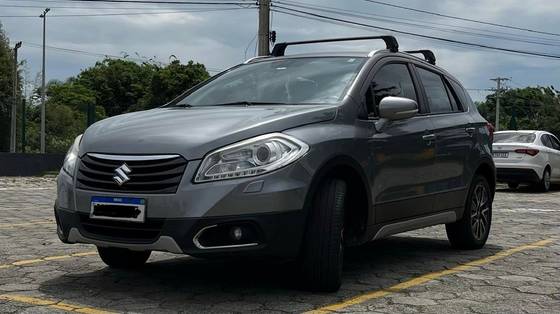 SUZUKI S-CROSS 1.6 16V VVT GASOLINA GLS 4P 4X4 AUTOMÁTICO SUZUKI S-CROSS 1.6 16V VVT GASOLINA GLS 4P 4X4 AUTOMÁTICO